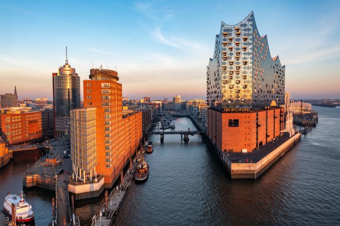 Blick auf Hamburgs Elbphilharmonie