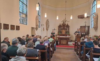 Desirée Kaiser und Carsten Griese gestalteten den ersten Fahrradgottesdienst in der Kirche St. Trinitatis. Foto: privat