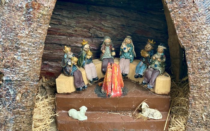 Diese liebevoll gestaltete Krippe gehört zum diesjährigen Handorfer Krippenweg rund um die St. Petronilla Kirche in Münster-Handorf. Foto: Knorr