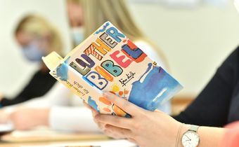 Das Fortbildungsangebot richtet sich an Lehrkräfte aller Schulformen. Foto: Tobias Frick / fundus-medien.de