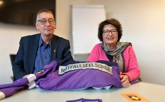 Auf dem Bild sind Diakon Eugen Chrost und Pfarrerin Alexandra Hippchen zu sehen